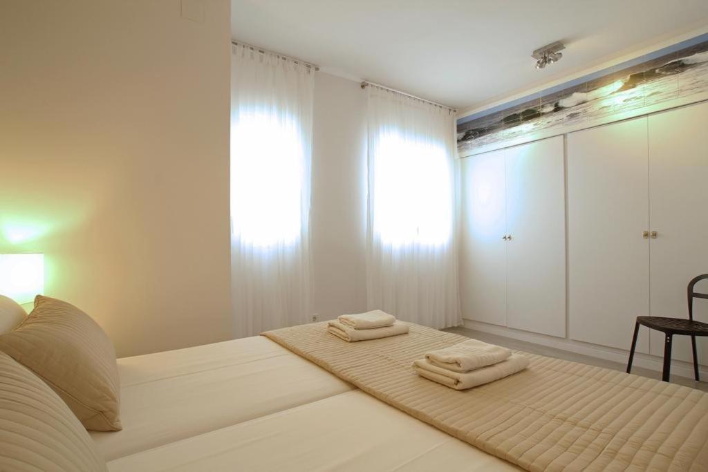 Warm Sands Apartment By Hello Homes Sitges Exterior foto